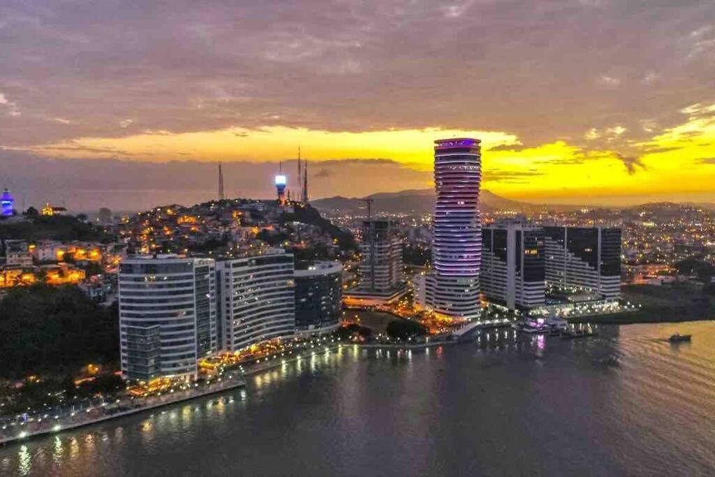 Bellini Luxury - Puerto Santa Ana Apartment Guayaquil Exterior photo